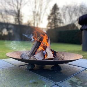 Bålfad i rå stål til have og terrasse