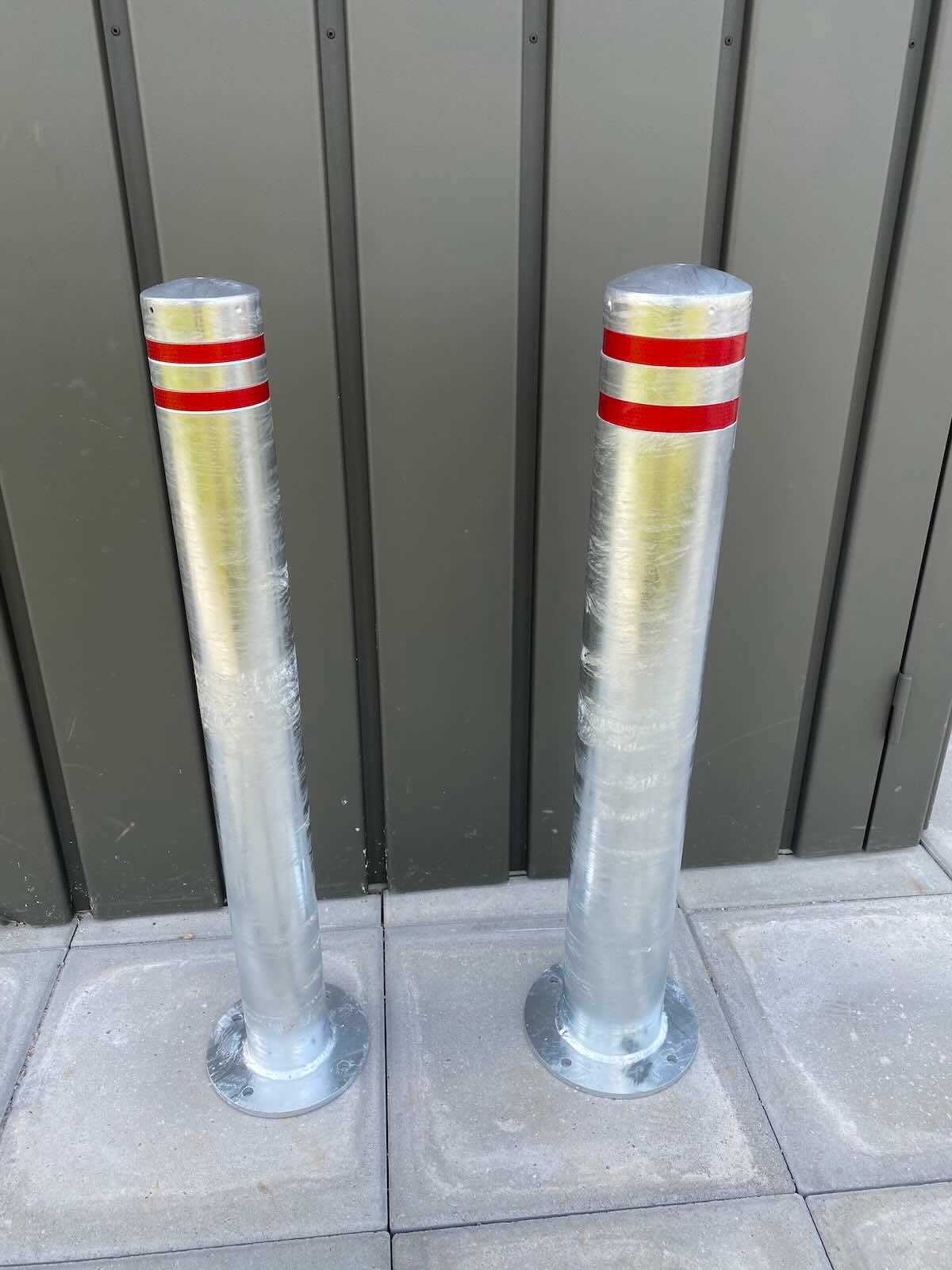 Galvaniseret stål pullert til boltmontage med refleks